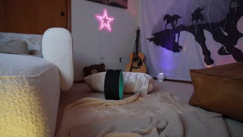 Snapshot of lucy_gooosey chatting on 02.27.25 Lucy. online show from 02.27.25