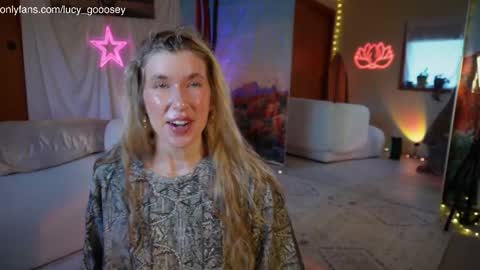 Snapshot of lucy_gooosey chatting on 09.14.25 Lucy. online show from 09.14.25