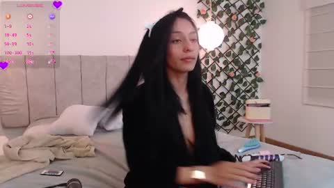 Snapshot of lucy_joi chatting on 07.18.26 Luciana online show from 07.18.26