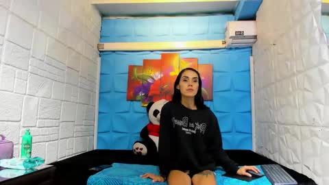 Snapshot of lucy_unlimited chatting on 12.14.25 Lucy unlimit come back here online show from 12.14.25