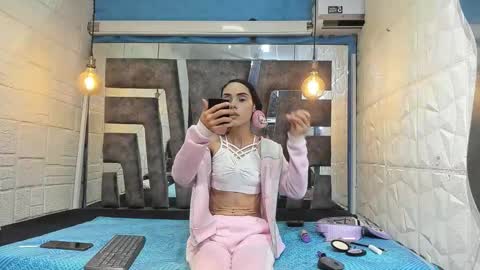 Lucy unlimit come back here  online show from 03.20.26