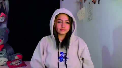 LUCIA  online show from 12.10.24