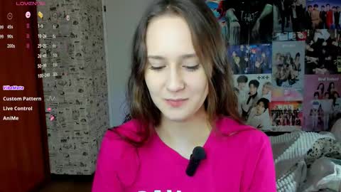 Snapshot of lucyrose33 chatting on 10.20.25 Lucy Rose online show from 10.20.25