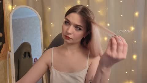 Lucy online show from 02.02.26