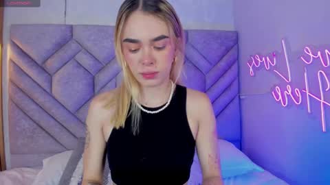 Snapshot of lucyvegaa1 chatting on 12.06.24 Lucy Vega online show from 12.06.24