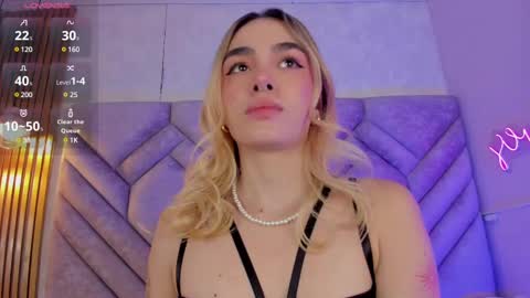 Snapshot of lucyvegaa1 chatting on 12.14.24 Lucy Vega online show from 12.14.24