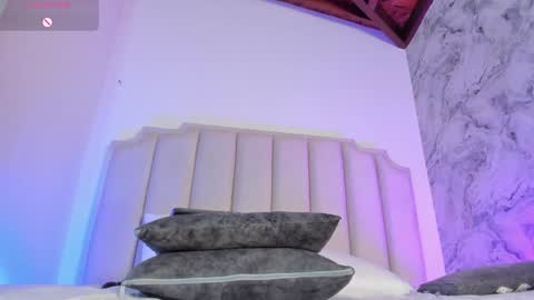 Snapshot of lucyvegaa1 chatting on 01.08.25 Lucy Vega online show from 01.08.25