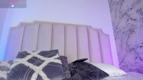 Snapshot of lucyvegaa1 chatting on 01.14.25 Lucy Vega online show from 01.14.25