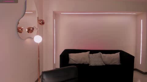 Lucy online show from 11.26.25