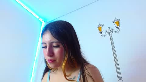 Snapshot of lucyy_start chatting on 01.09.25 LUCY online show from 01.09.25