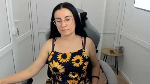 Snapshot of lucyycharm chatting on 07.15.26 Lucy online show from 07.15.26