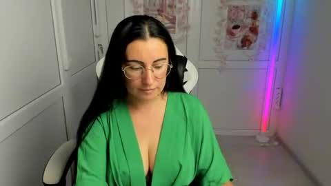 Snapshot of lucyycharm chatting on 07.28.26 Lucy online show from 07.28.26