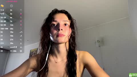 Snapshot of ludivinablice chatting on 07.17.26 Mika online show from 07.17.26