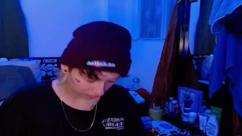 Snapshot of lugiiz05_ chatting on 11.16.25 lugiiz05_ online show from 11.16.25