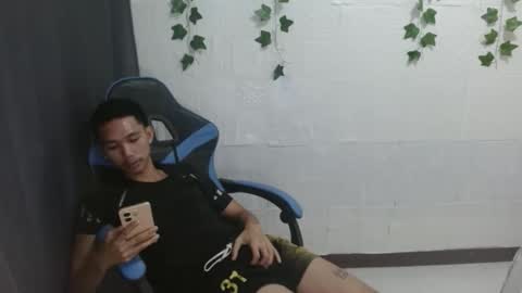 lui_the_fucker online show from 10.24.25