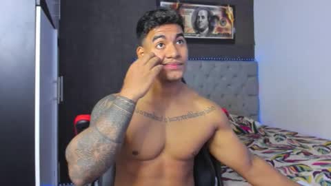 Luigi Independent model online show from 12.04.25