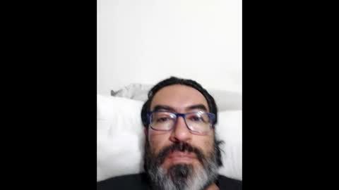 Snapshot of luis2988z chatting on 05.05.26 Hairyman online show from 05.05.26