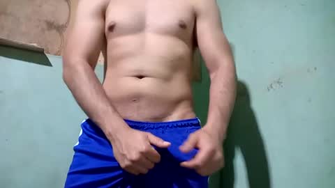 Snapshot of luis_hunk chatting on 10.29.25 Andrew online show from 10.29.25