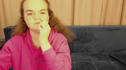 Luisa Rosee online show from 02.15.25