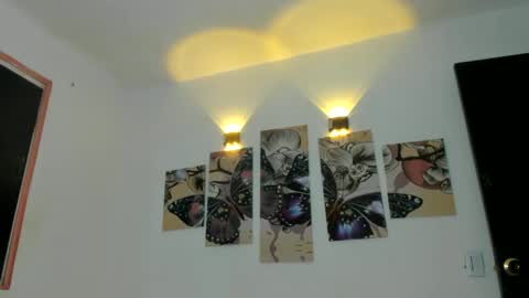 Snapshot of luisadickkhard chatting on 03.08.25 luisadickkhard online show from 03.08.25