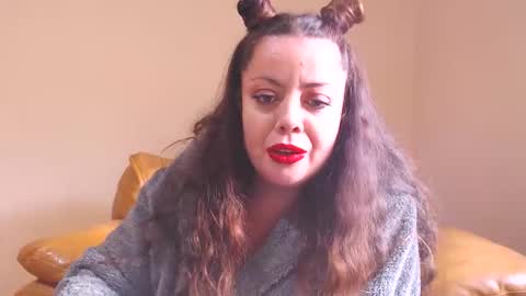 Cassie online show from 09.19.25