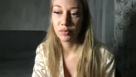 Snapshot of luiva13 chatting on 01.22.25 luiva13 online show from 01.22.25