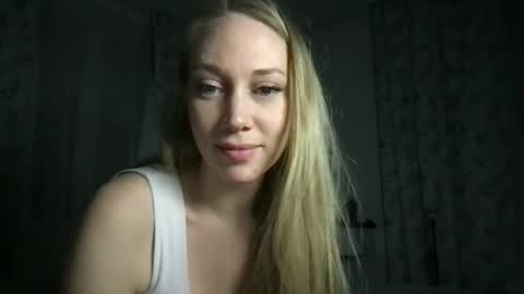 Snapshot of luiva13 chatting on 01.27.25 luiva13 online show from 01.27.25