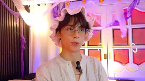 luixdust1 online show from 10.20.25