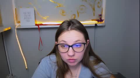 Snapshot of luizaheems_ chatting on 12.04.24 Luiza online show from 12.04.24