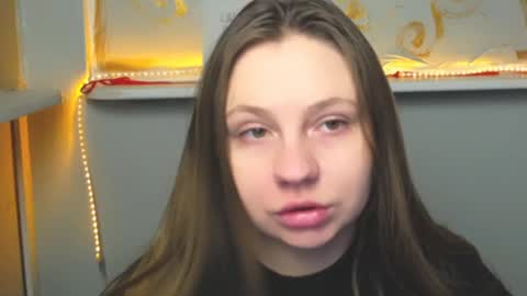 Snapshot of luizaheems_ chatting on 12.12.24 Luiza online show from 12.12.24