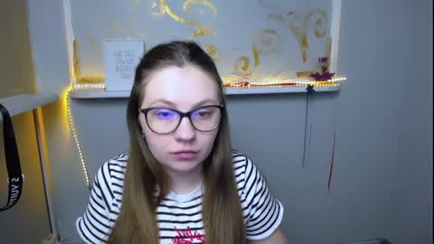 Snapshot of luizaheems_ chatting on 12.14.24 Luiza online show from 12.14.24