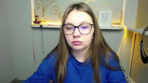 Snapshot of luizaheems_ chatting on 12.16.24 Luiza online show from 12.16.24