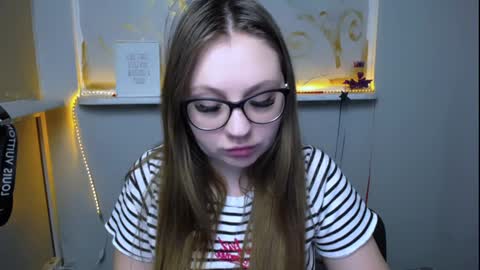 Snapshot of luizaheems_ chatting on 12.22.24 Luiza online show from 12.22.24