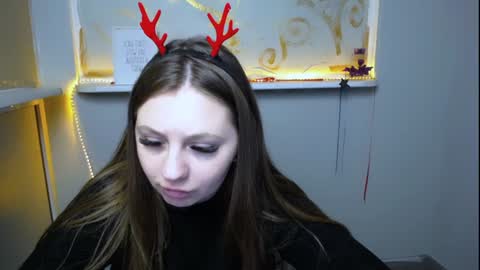 Snapshot of luizaheems_ chatting on 12.23.24 Luiza online show from 12.23.24