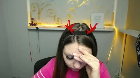 Snapshot of luizaheems_ chatting on 12.24.24 Luiza online show from 12.24.24