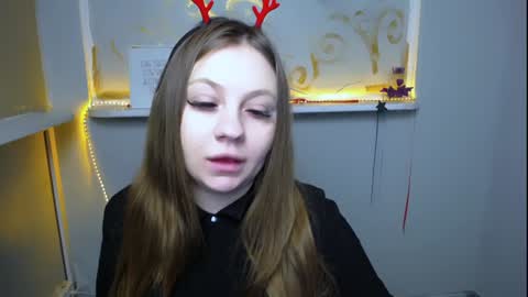 Snapshot of luizaheems_ chatting on 12.25.24 Luiza online show from 12.25.24