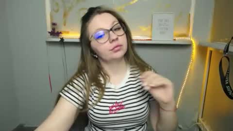 Snapshot of luizaheems_ chatting on 01.04.25 Luiza online show from 01.04.25