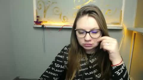 Snapshot of luizaheems_ chatting on 02.05.25 Luiza online show from 02.05.25