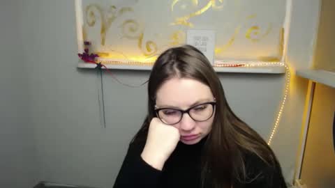 Snapshot of luizaheems_ chatting on 02.07.25 Luiza online show from 02.07.25