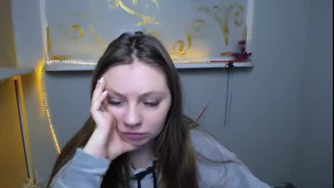 Snapshot of luizaheems_ chatting on 02.10.25 Luiza online show from 02.10.25