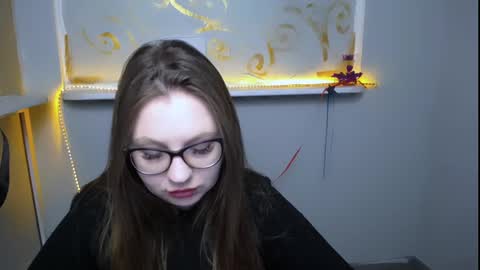 Snapshot of luizaheems_ chatting on 02.14.25 Luiza online show from 02.14.25