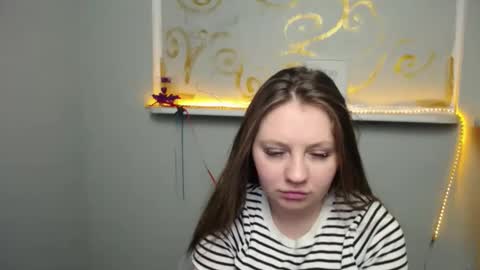 Snapshot of luizaheems_ chatting on 02.16.25 Luiza online show from 02.16.25