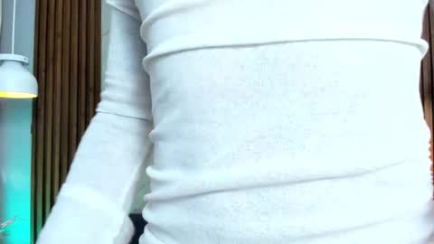 Luka Castillo online show from 11.10.25