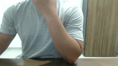 Snapshot of lukafitness chatting on 10.10.25 lukafitness online show from 10.10.25