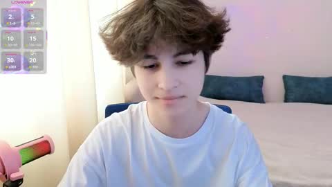 Snapshot of lukahayes chatting on 02.26.26 lukahayes online show from 02.26.26