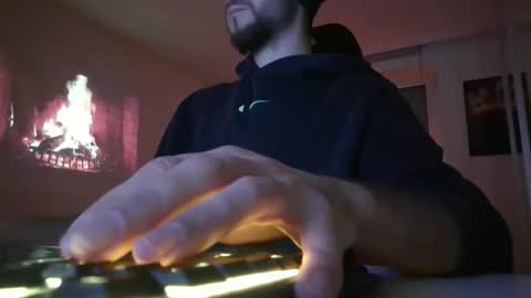 Snapshot of lukasschoetz chatting on 11.13.25 lukasschoetz online show from 11.13.25