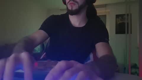 Snapshot of lukasschoetz chatting on 01.08.26 lukasschoetz online show from 01.08.26