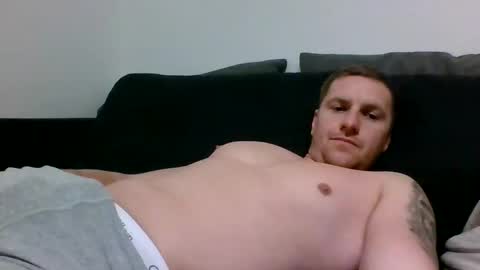 Snapshot of luke5t chatting on 12.16.25 luke5t online show from 12.16.25