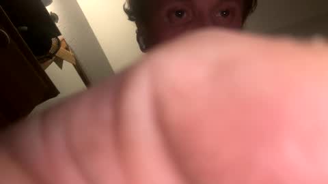 Snapshot of lukeeeeey96 chatting on 12.08.24 lukeeeeey96 online show from 12.08.24