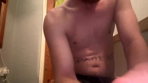 Snapshot of lukeeeeey96 chatting on 12.17.24 lukeeeeey96 online show from 12.17.24